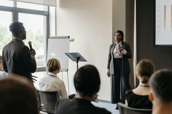 Avocat en droit des agents commerciaux : vos droits à protéger
