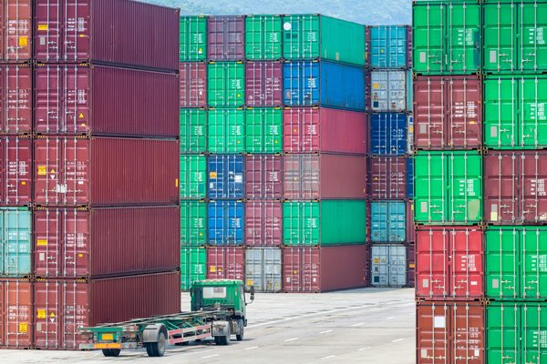 Stockage flexible avec un container maritime: gammes neuves et d'occasion